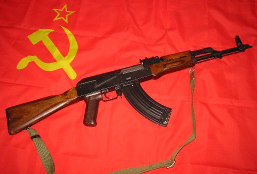 akm8